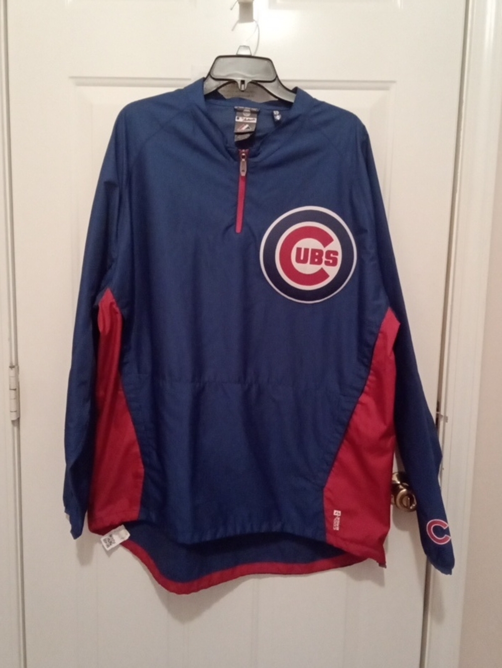 Chicago Cubs Men's Navy and Red Windbreaker Pullover